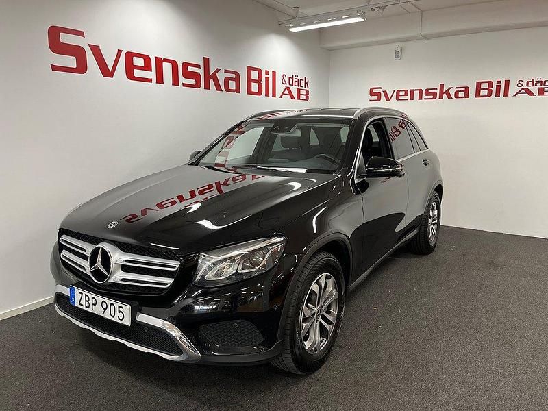 Svart Begagnad 2017 Mercedes GLC220 SUV | 269 000 kr (Marknadspris) - Bild 1/4