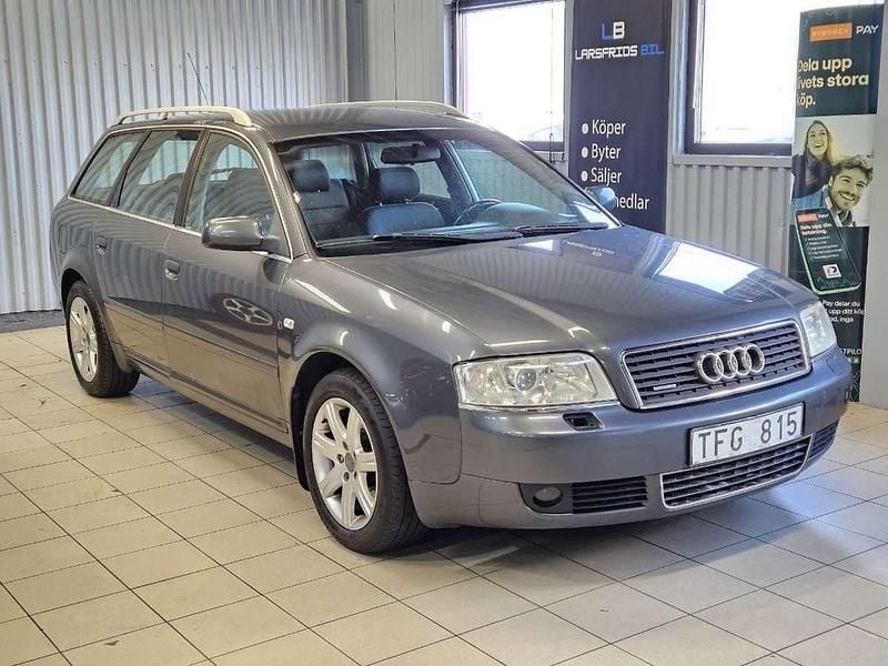 Mörkgrå (grå) Begagnad 2002 Audi A6 Comfort Kombi | 19 900 kr (Marknadspris) - Bild 1/4