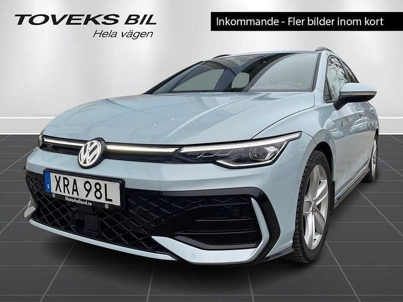 Begagnad VW Golf VIII R-line 150 HK (110 kW) 2025 Blå