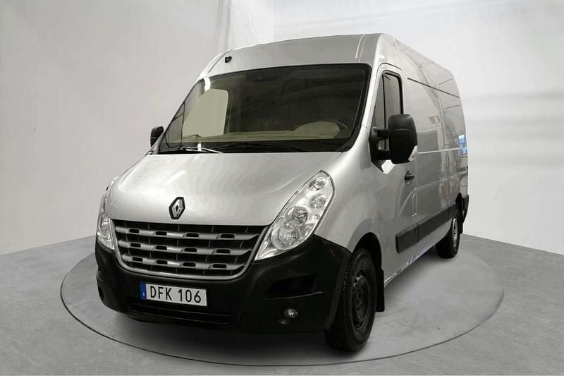 Grå Begagnad 2013 Renault Master | 59 800 kr (Bra pris) - Bild 1/4
