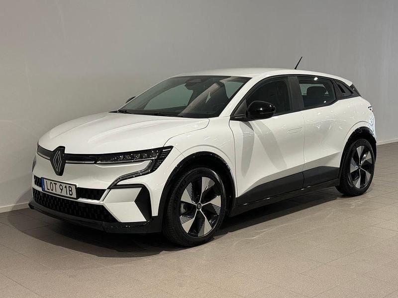 Vit Begagnad 2022 Renault Mégane Equilibre Halvkombi | 279 500 kr (Bra pris) - Bild 1/3