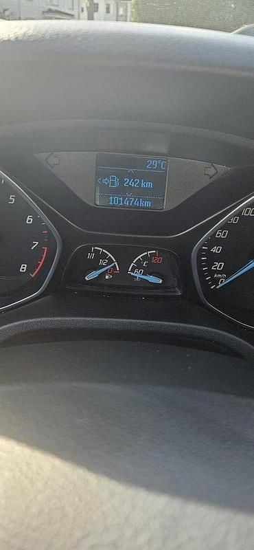 Vit Begagnad 2013 Ford Focus Titanium Kombi | 60 000 kr (Bra pris) - Bild 1/4