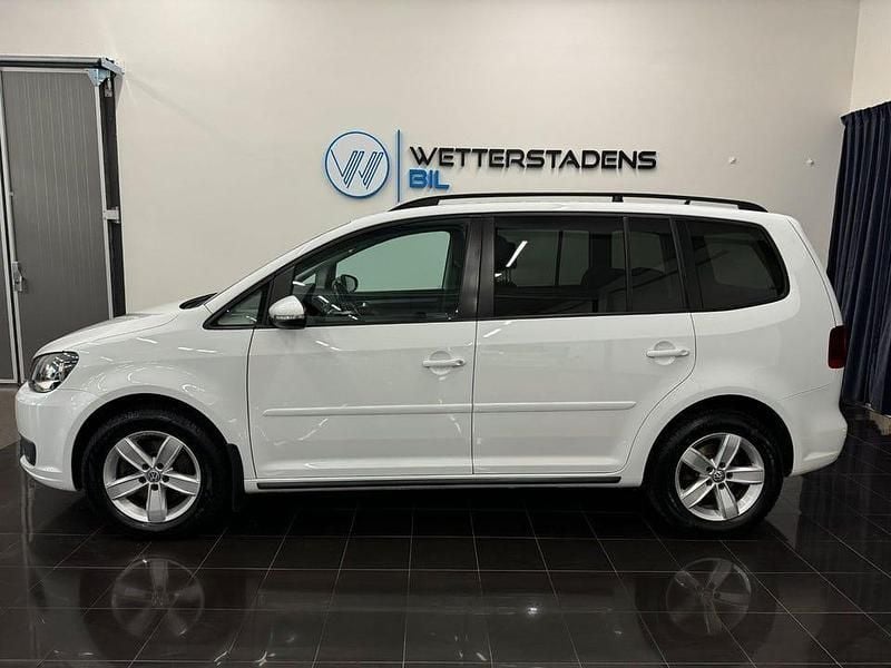 Begagnad VW Touran 150 HK (110 kW) 2015 Vit Minibuss