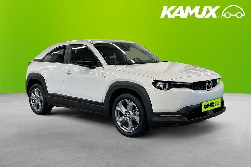 Vit Begagnad 2022 Mazda MX30 SUV | 169 700 kr (Marknadspris) - Bild 1/4