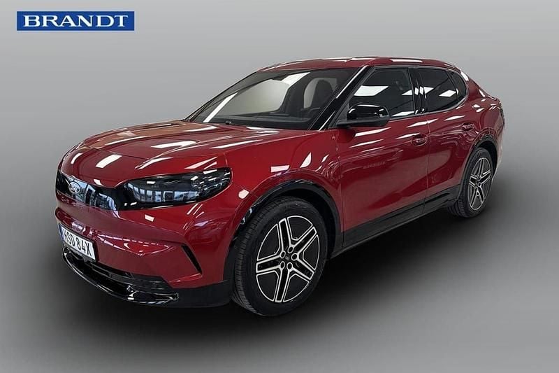Röd Begagnad 2025 Ford Capri Extended Range SUV | 549 900 kr (Marknadspris) - Bild 1/4