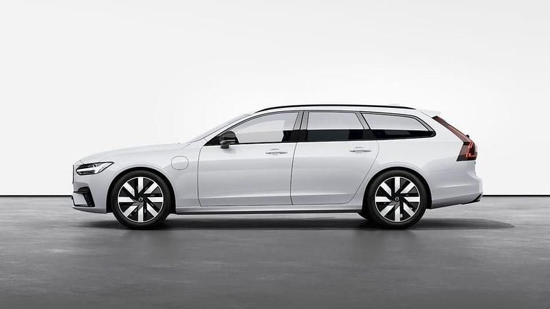 Ny Volvo V90 Plus 355 HK (261 kW) 2025 Vit Kombi