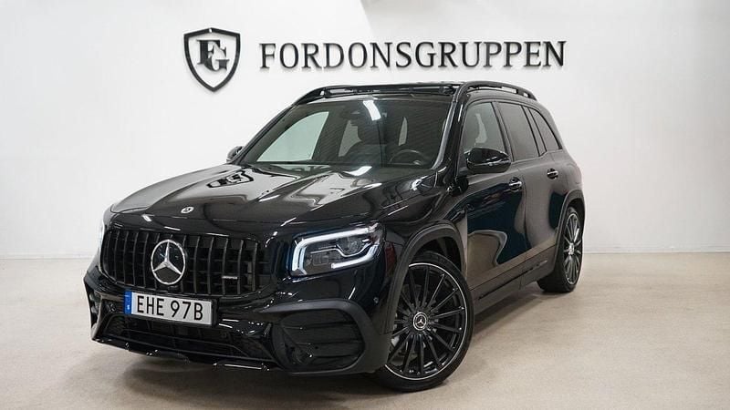 Svart Begagnad 2022 Mercedes GLB35 Premium Plus SUV | 519 800 kr - Bild 1/4