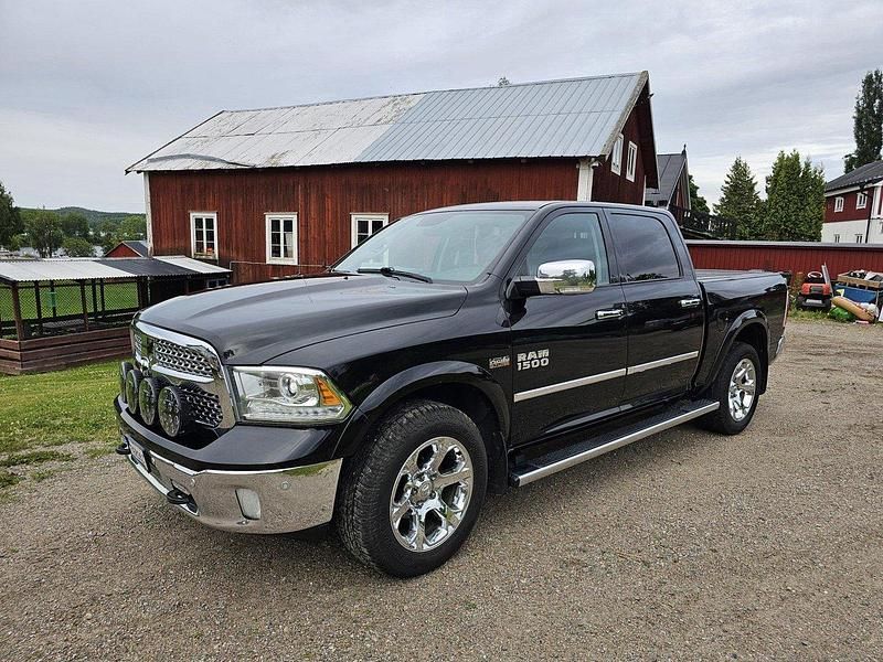 Begagnad 2017 Dodge Ram Pickup | 339 000 kr - Bild 1/4