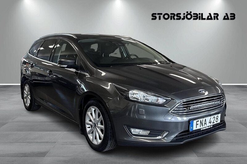 Grå Begagnad 2014 Ford Focus Titanium Kombi | 89 000 kr (Marknadspris) - Bild 1/4