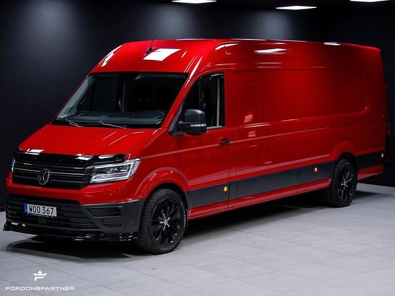 Röd Begagnad 2022 VW Crafter Van | 669 900 kr - Bild 1/4