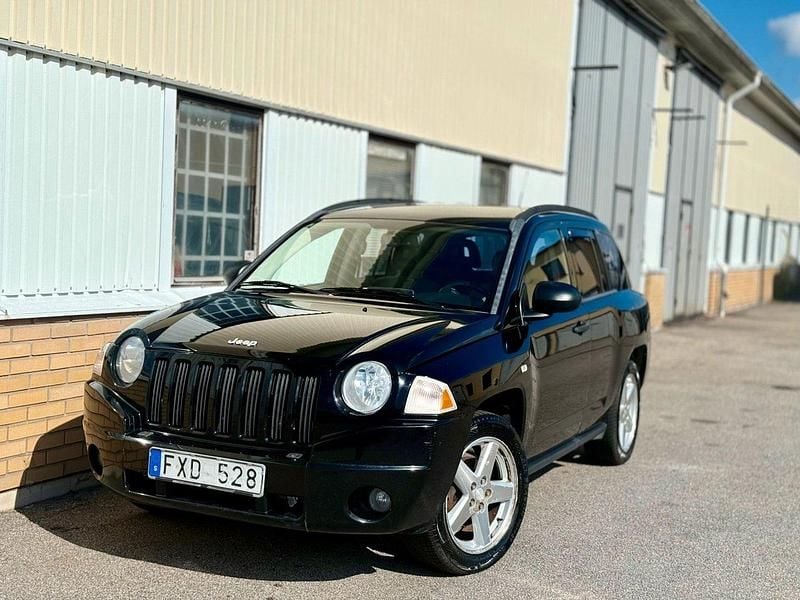 Svart Begagnad 2007 Jeep Compass SUV | 49 999 kr (Dyr) - Bild 1/4