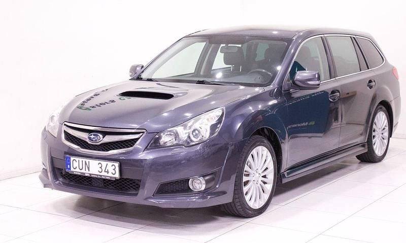 Mörkgrå Begagnad 2009 Subaru Legacy Kombi | 35 000 kr (Marknadspris) - Bild 1/4
