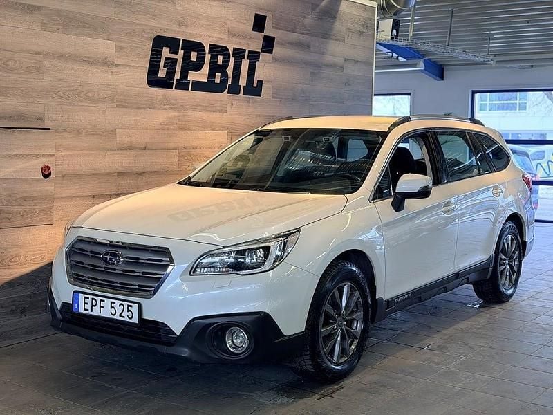 Begagnad Subaru Outback 175 HK (128 kW) 2014 Vit Kombi