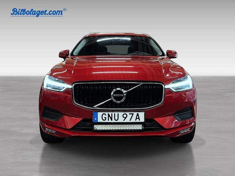 Begagnad Volvo XC60 Momentum 2020 Röd SUV