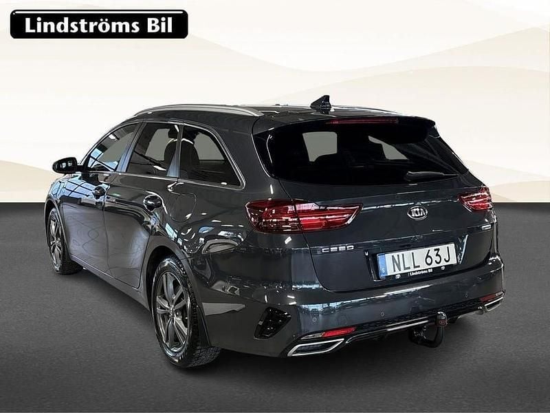 Begagnad Kia Ceed Sportswagon 143 HK (105 kW) 2021 Grå Kombi