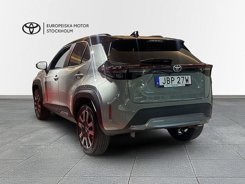 Ny Toyota Yaris Cross Style 92 HK (67 kW) 2025 Grön SUV
