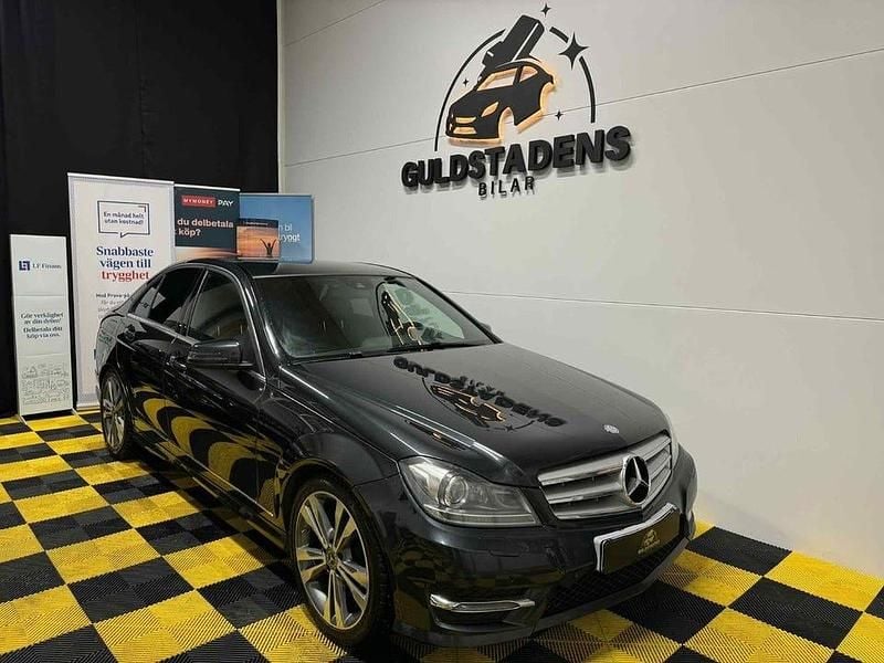 Svart Begagnad 2013 Mercedes C220 Avantgarde Sedan | 114 900 kr (Lite dyr) - Bild 1/3