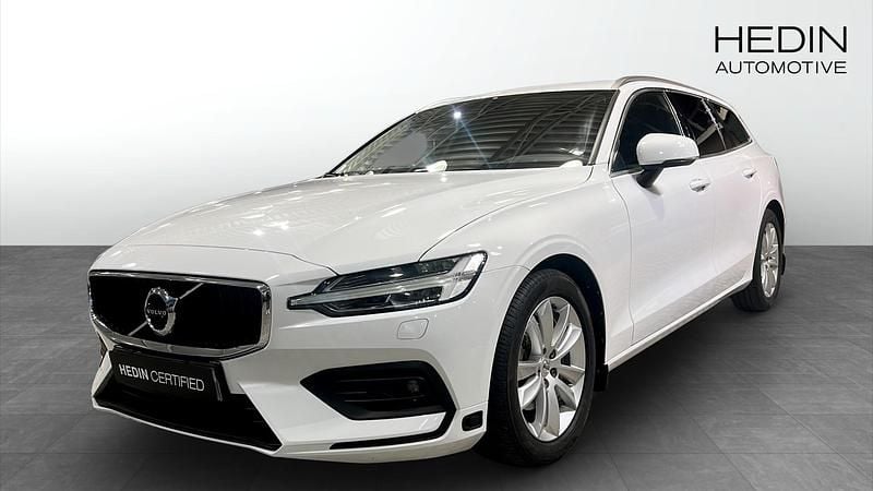 Vit Begagnad 2019 Volvo V60 Momentum Kombi | 229 900 kr (Bra pris) - Bild 1/4