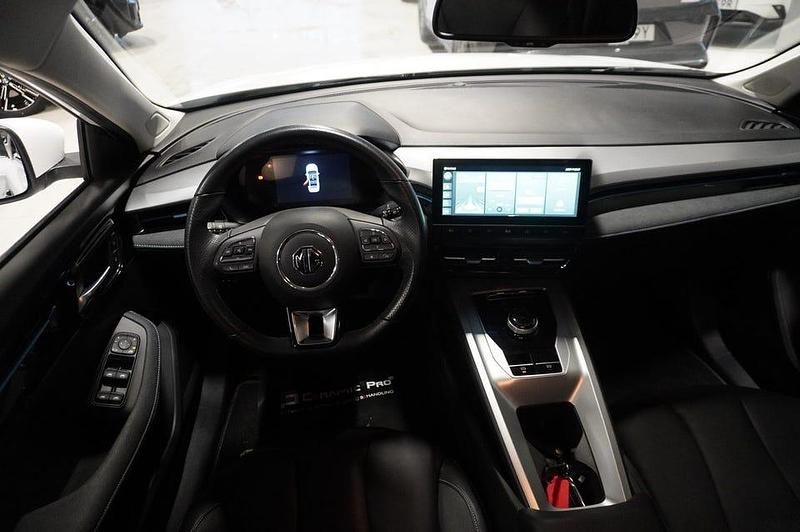 Begagnad MG MG5 EV Luxury 114 kW (156 HK) 2022 Vit Kombi