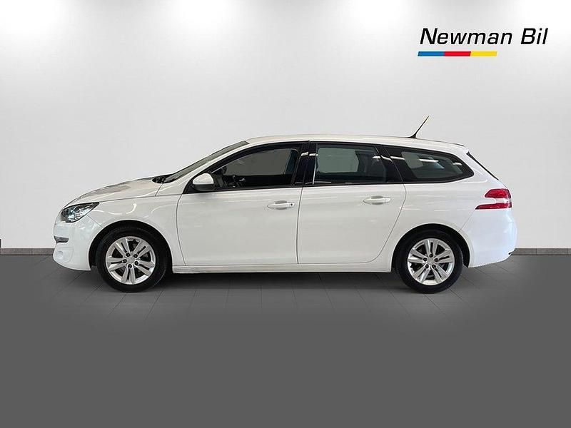 Begagnad Peugeot 308 SW Active 131 HK (96 kW) 2014 Vit Kombi
