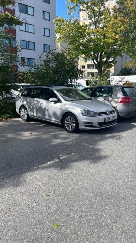 Silver Begagnad 2014 VW Golf VII Kombi | 50 000 kr - Bild 1/4