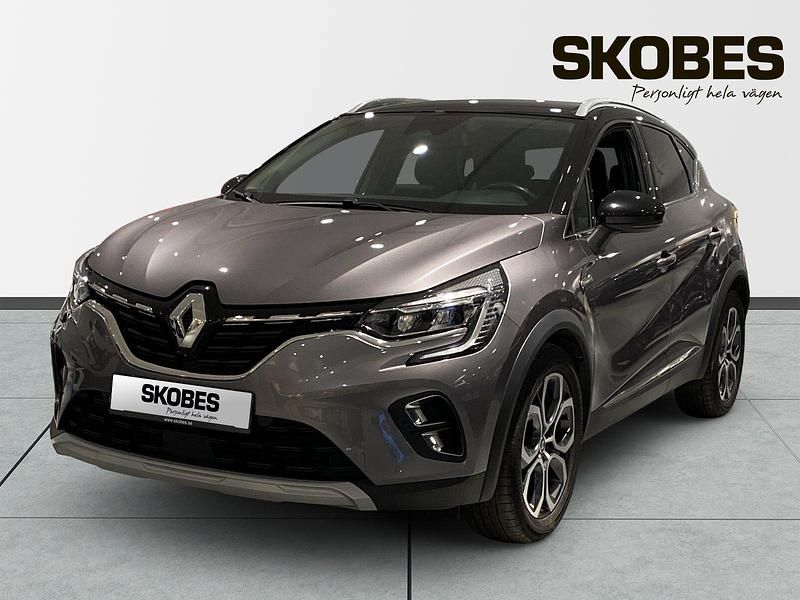 Begagnad Renault Captur Intens 162 HK (119 kW) 2022 Flerfärgad SUV