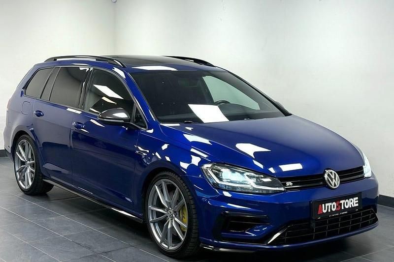 Blå Begagnad 2017 VW Golf VII R Kombi | 289 900 kr - Bild 1/4