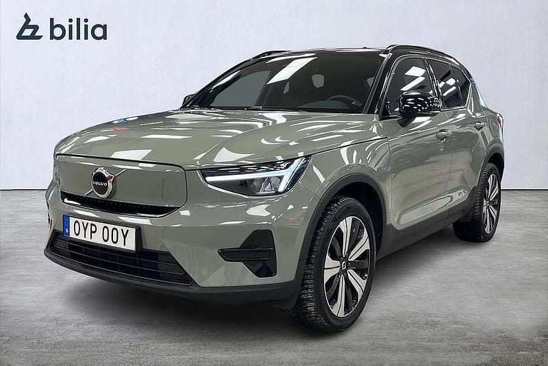 Begagnad Volvo XC40 Core 175 kW (238 HK) 2022 Grön SUV