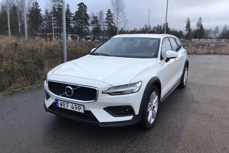 Вольво v60 cc