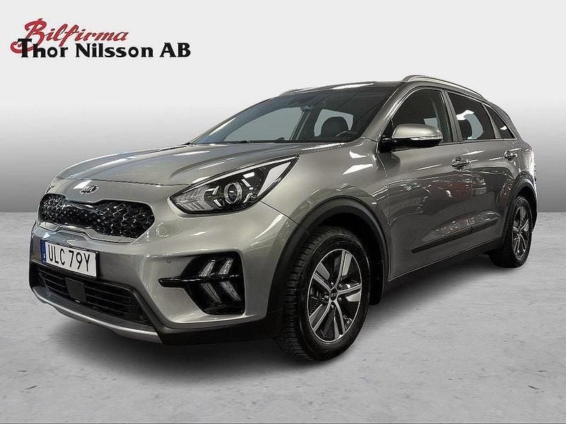 Grå Begagnad 2021 Kia Niro Advance SUV | 249 500 kr (Bra pris) - Bild 1/4