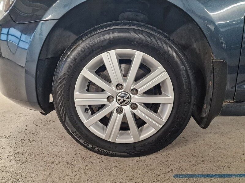 Begagnad VW Golf VI 102 HK (75 kW) 2010 Mörkgrå Halvkombi