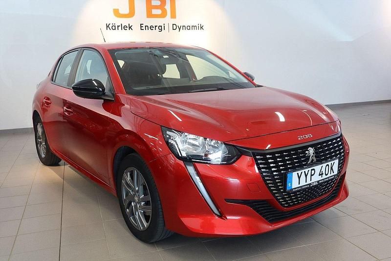 Röd Begagnad 2022 Peugeot 208 Active Halvkombi | 149 900 kr (Marknadspris) - Bild 1/4