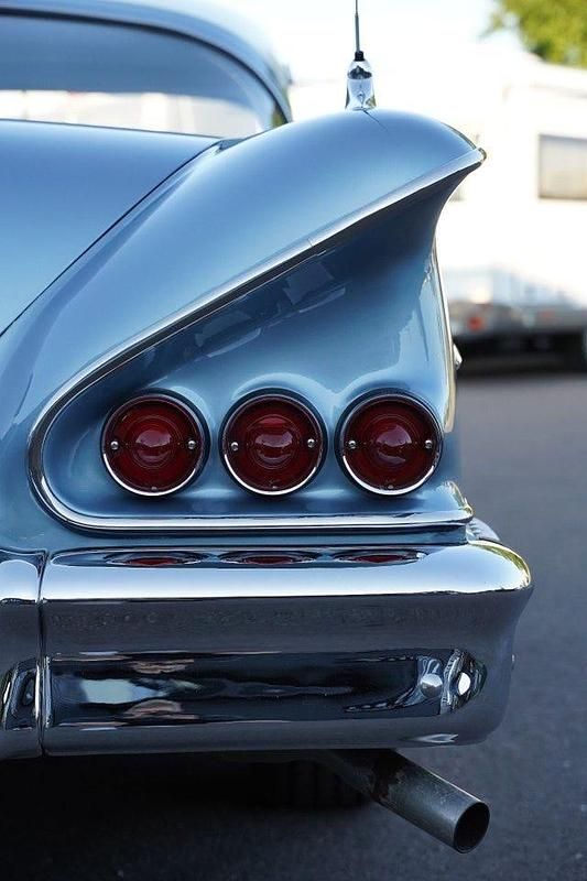 Begagnad Chevrolet Coupé Sport 188 HK (138 kW) 1958 Silver blue Sportkupé