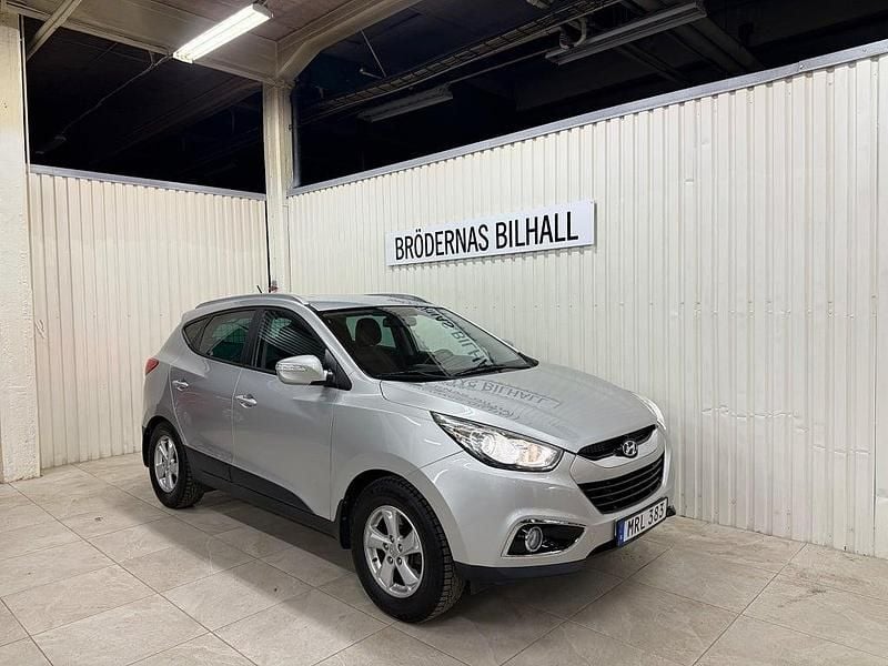 Silver Begagnad 2011 Hyundai ix35 SUV | 109 900 kr (Marknadspris) - Bild 1/4