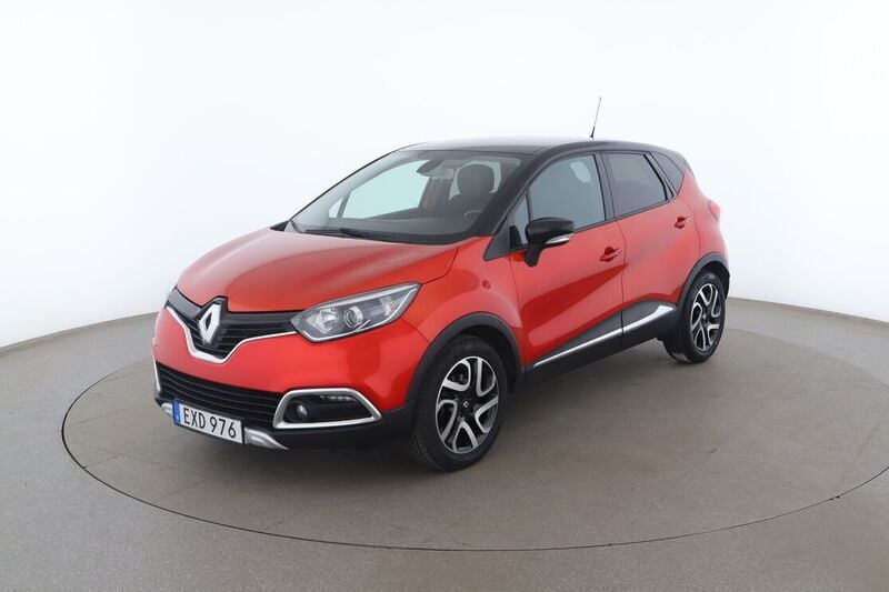 Röd Begagnad 2015 Renault Captur SUV | 117 000 kr (Marknadspris) - Bild 1/4