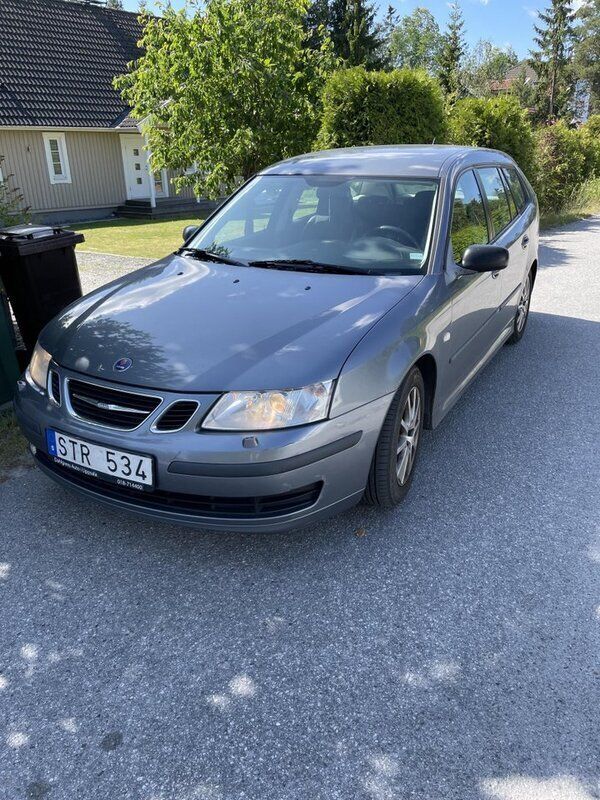 Grå Begagnad 2007 Saab 9-3 Linear Kombi | 19 000 kr (Marknadspris) - Bild 1/4