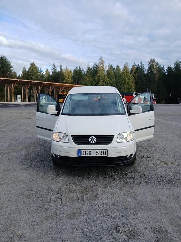 Begagnad 2010 VW Caddy Maxi Minibuss | 69 200 kr (Marknadspris) - Bild 1/4