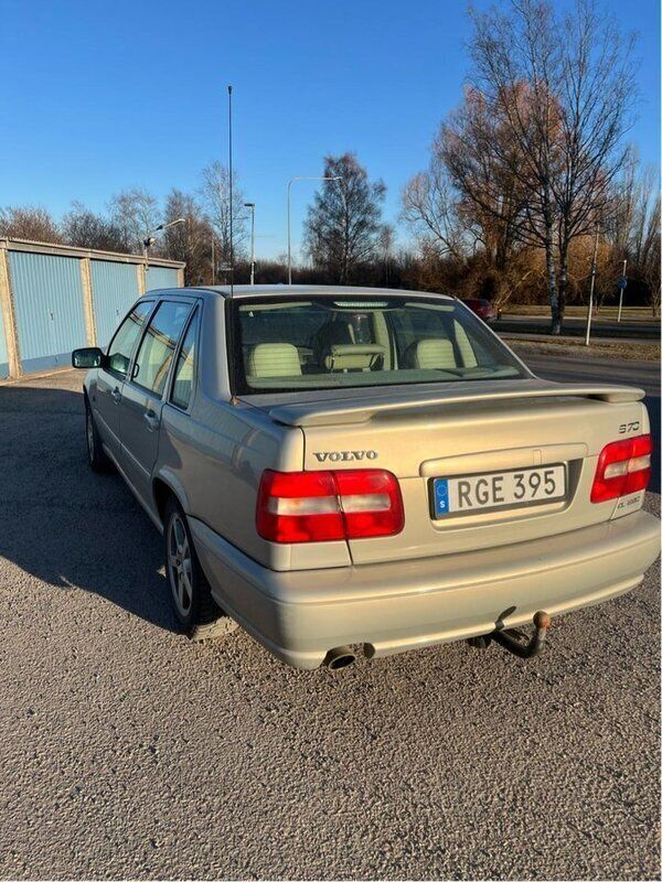 Begagnad 2000 Volvo S70 Standard Sedan | 31 900 kr - Bild 1/4