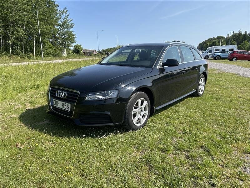 Svart Begagnad 2011 Audi A4 Kombi | 92 000 kr (Marknadspris) - Bild 1/4