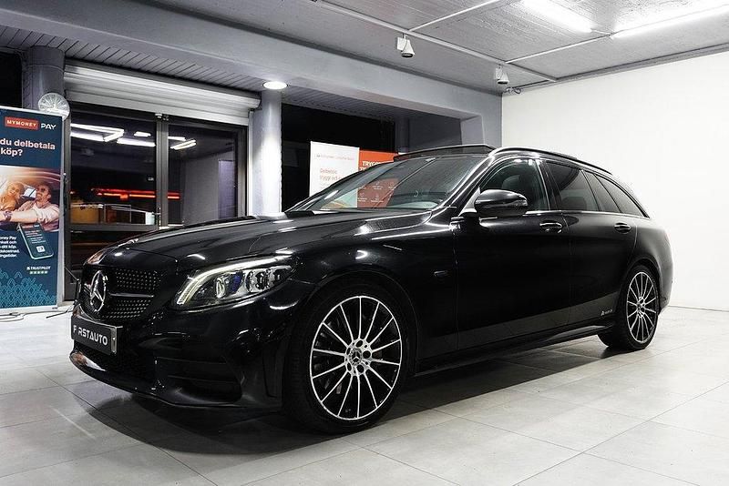 Begagnad Mercedes C300e AMG line 306 HK (225 kW) 2020 Svart Kombi