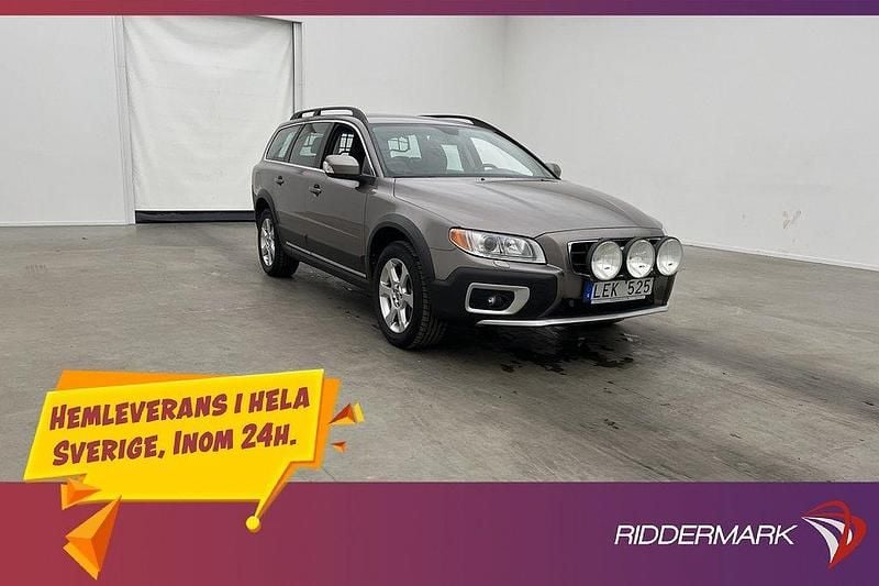 Grå Begagnad 2010 Volvo XC70 Summum SUV | 219 700 kr (Lite dyr) - Bild 1/3