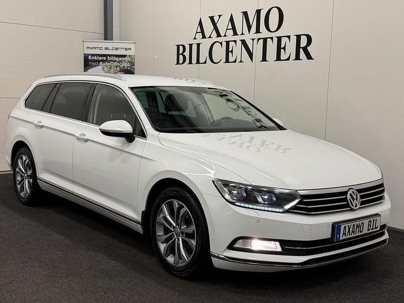 Begagnad VW Passat GT 190 HK (139 kW) 2015 Vit Kombi