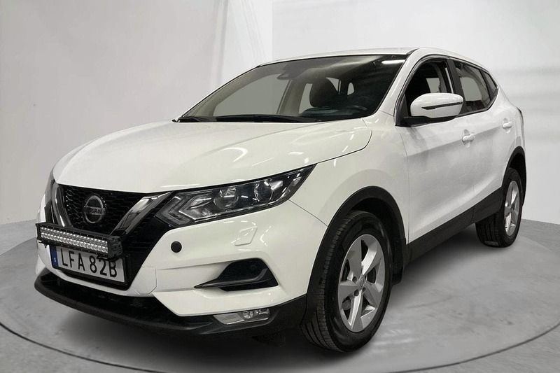Vit Begagnad 2020 Nissan Qashqai Acenta SUV | 145 000 kr - Bild 1/4