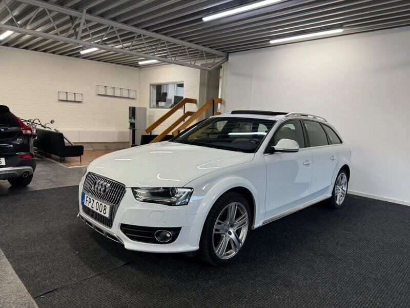 Vit Begagnad 2015 Audi A4 Allroad Sport Kombi | 199 900 kr (Dyr) - Bild 1/4