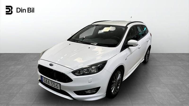 Begagnad Ford Focus ST-Line 125 HK (91 kW) 2017 Vit Kombi