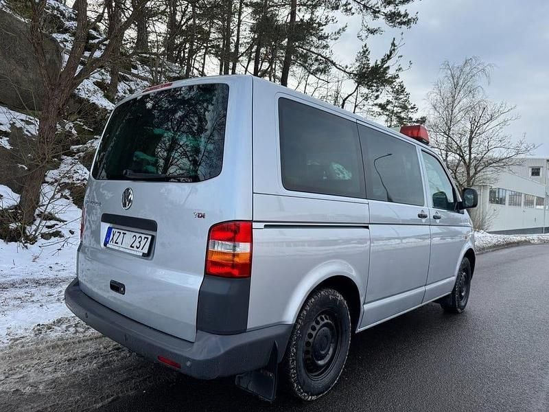 Begagnad VW T5 131 HK (96 kW) 2007 Silver Van