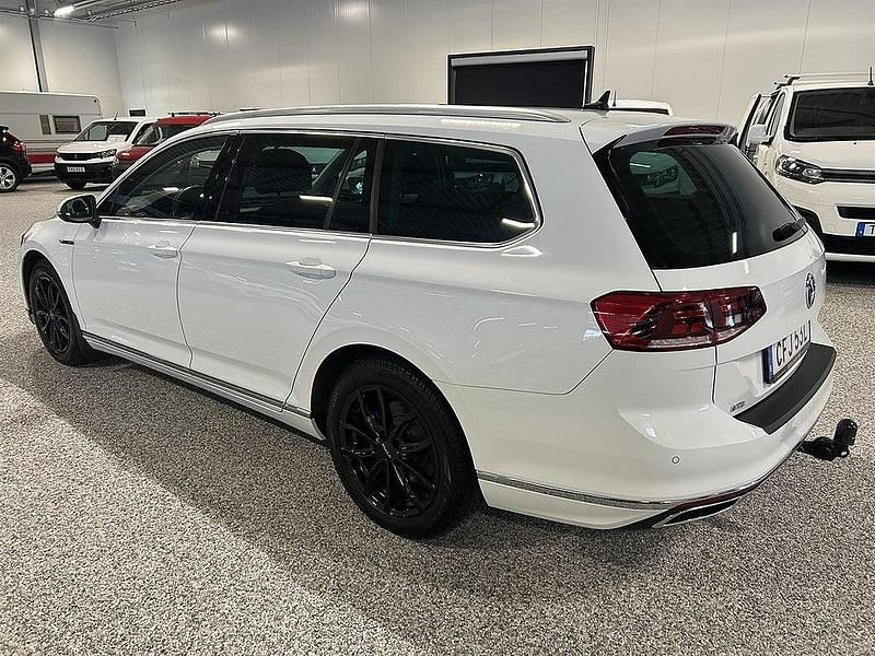 Begagnad VW Passat GTE 156 HK (114 kW) 2020 Vit Kombi
