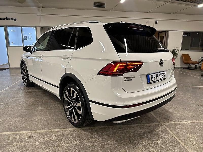 Begagnad VW Tiguan Allspace R-line 190 HK (139 kW) 2018 Vit SUV