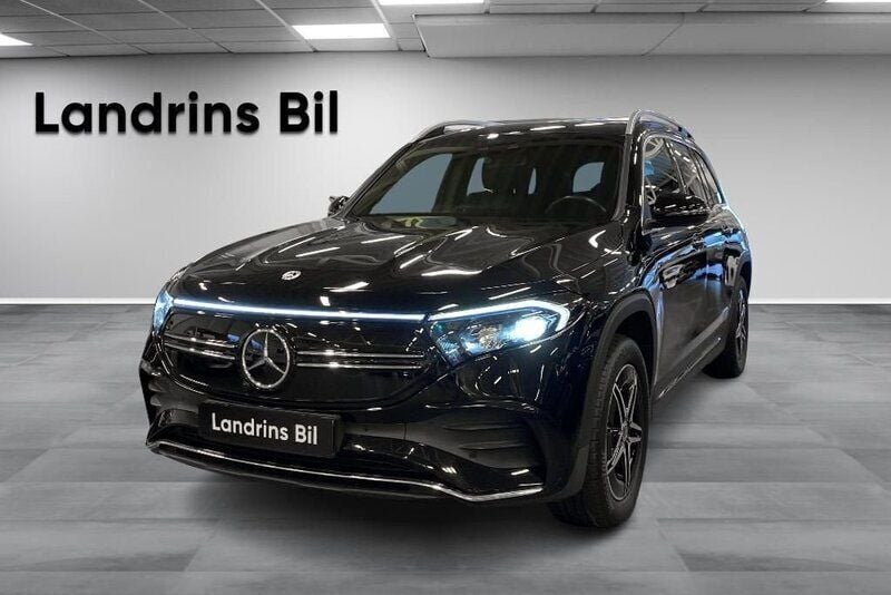 Svart Begagnad 2022 Mercedes EQB300 AMG line SUV | 429 000 kr (Marknadspris) - Bild 1/4
