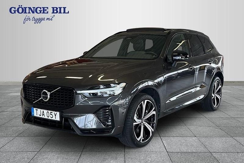 Grå Begagnad 2023 Volvo XC60 Plus SUV | 529 000 kr (Dyr) - Bild 1/3